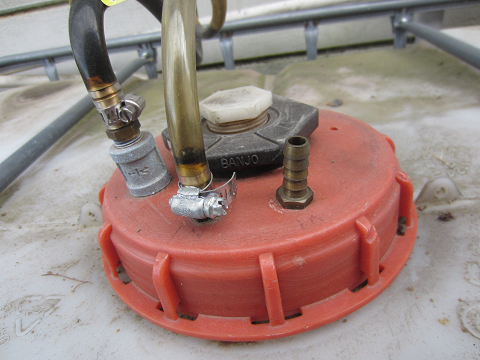 Poly tank lid connections